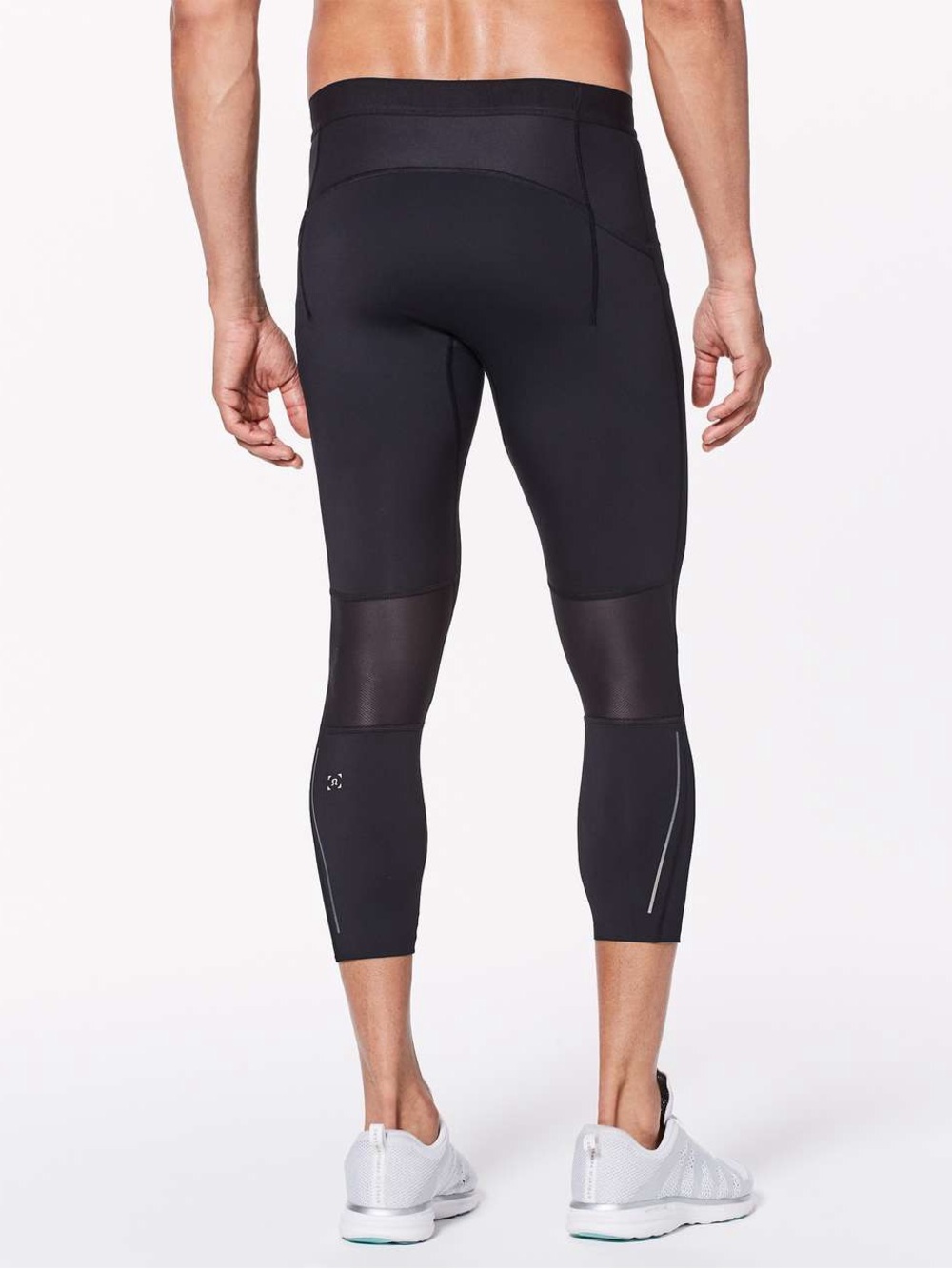 lululemon Surge Light 3/4 Tight Men’s Small 21” Black Running Workout